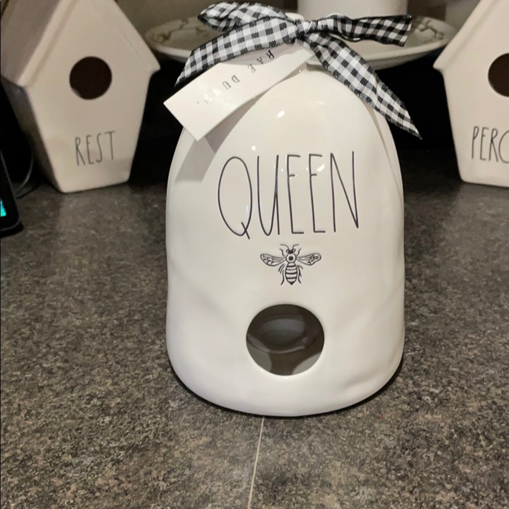Queen Bee Birdhouse Rae Dunn